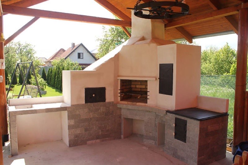 Zahradní krb s pergolou